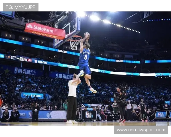 布克连场高光不止，篮球之王的崛起