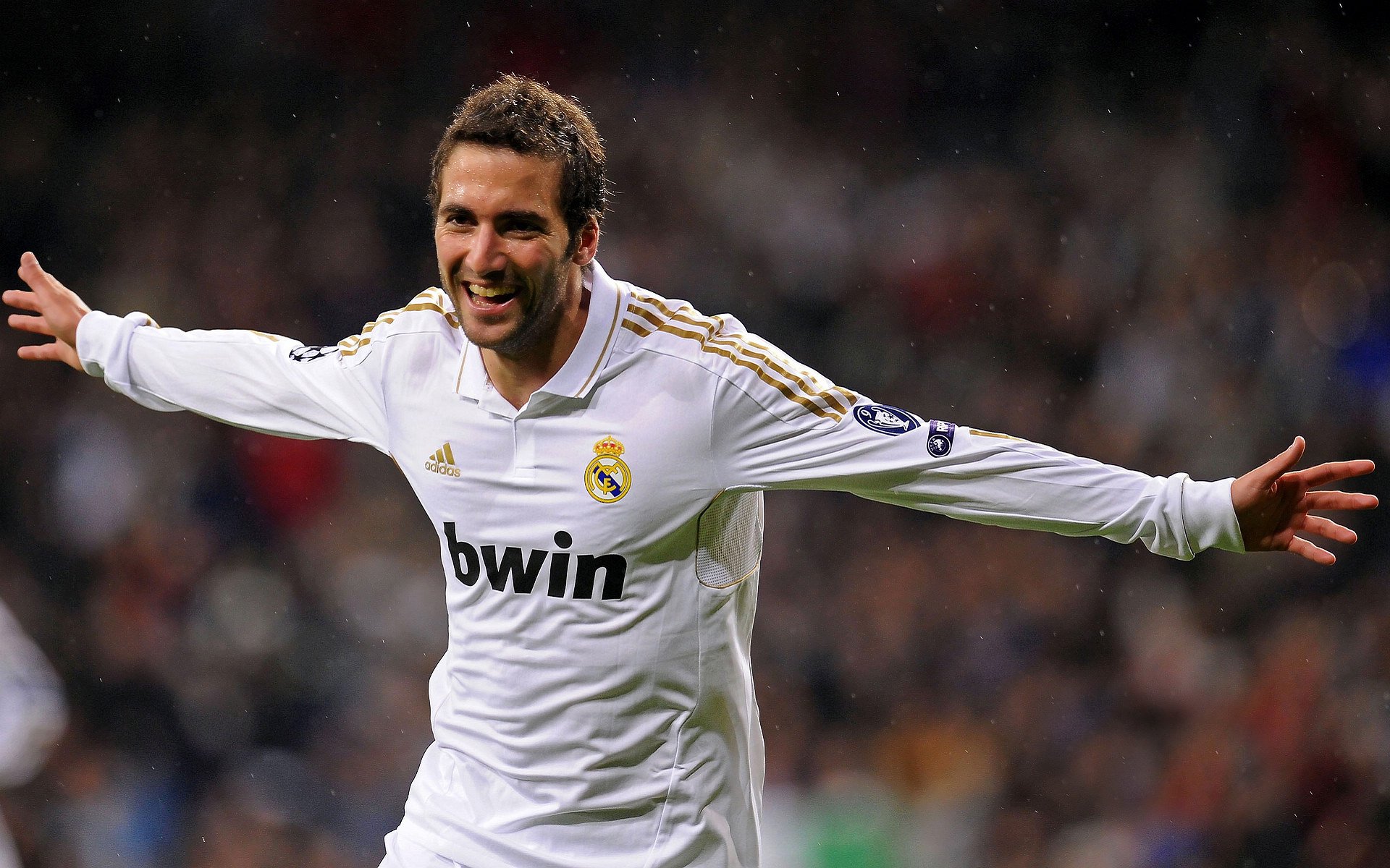 皇马后防重组,安切洛蒂强调团队协作,安切洛蒂时期的皇马阵容