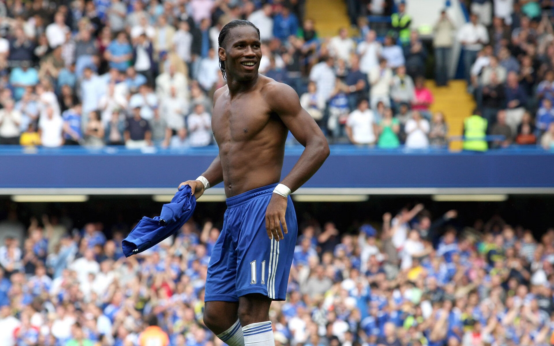 8岁小梅西赛后谈及自己的比赛表现,梅西八岁视频